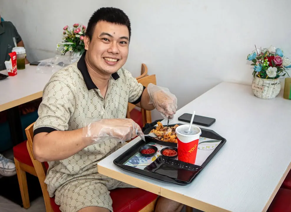 Một người ăn cũng được - Combo như hình tự tin rẻ nhất thị trường gà rán – ảnh 5