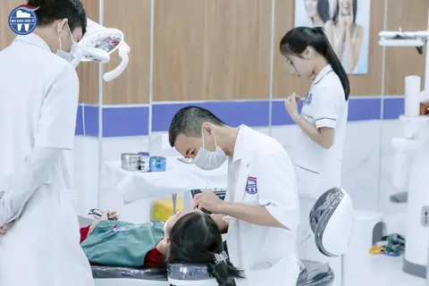 Giờ mới hiểu tại sao người ta thích đi làm răng vào mùa hè!