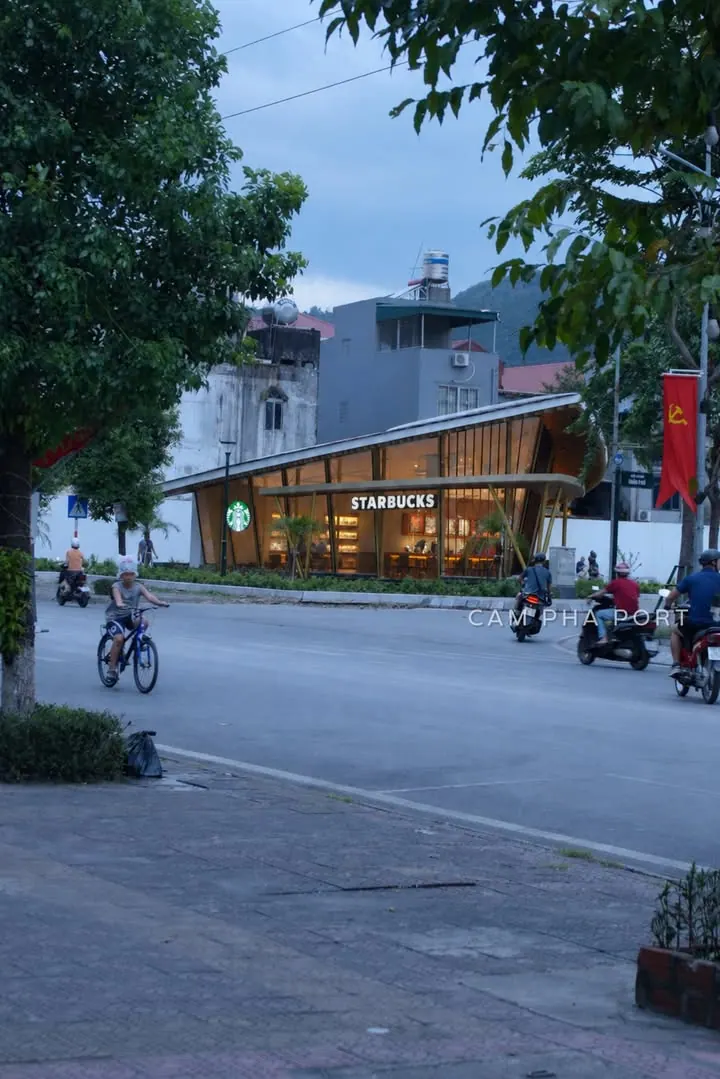 Thiết kế hộ trước cho Starbucks Vietnam dễ hình dung chỗ đặt quán nước tại Cẩm Phả nhé – ảnh 2