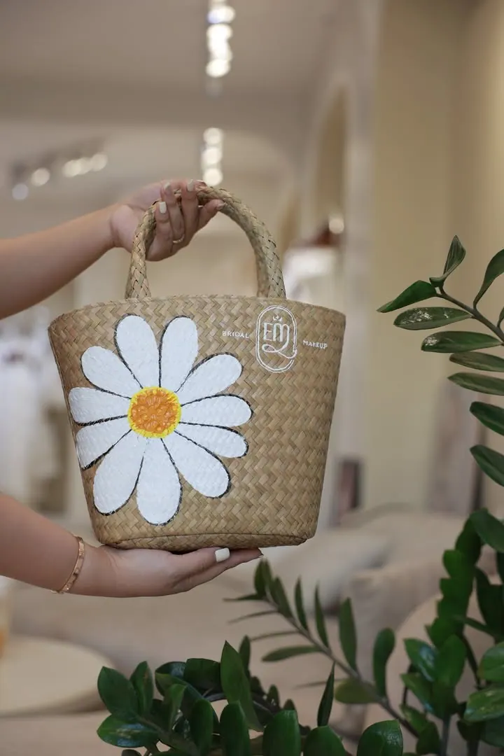 [Mới] Phát hiện 1 con gà ở Cần Thơ ra Cẩm Phả mở tiệm váy cưới – ảnh 1