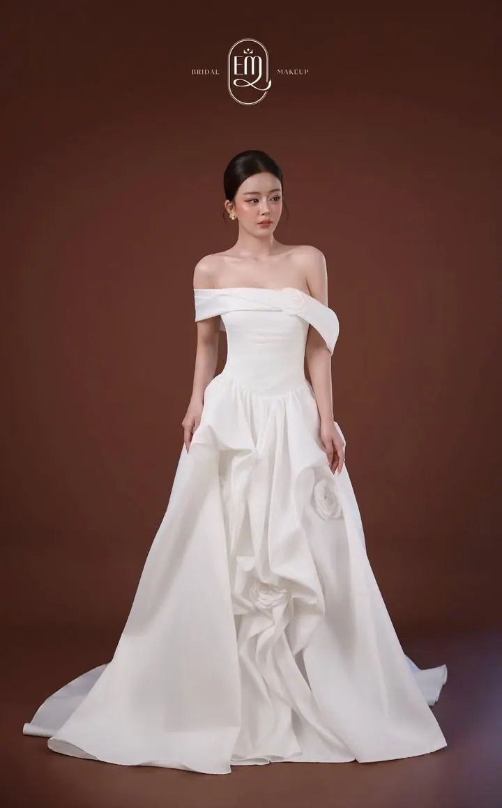 [Mới] Phát hiện 1 con gà ở Cần Thơ ra Cẩm Phả mở tiệm váy cưới – ảnh 9