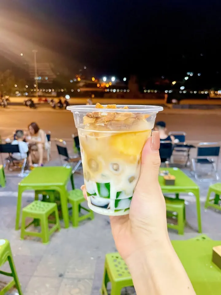 Ngồi quảng trường đích thị là chân ái của mùa thu năm nay! – ảnh 9
